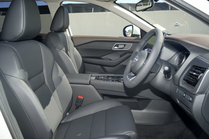 2025 Nissan X-TRAIL ST-L e-POWER