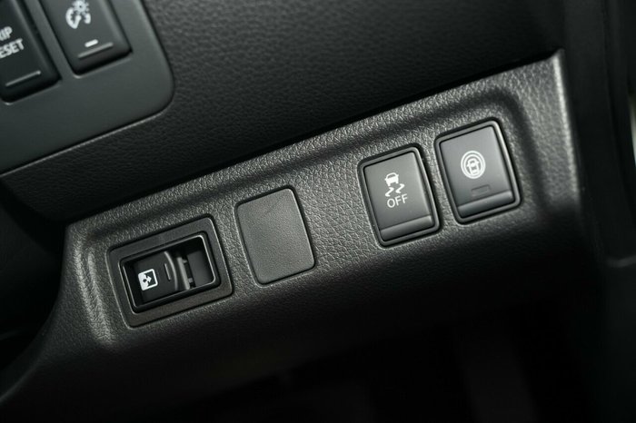 2025 Nissan Navara PRO-4X