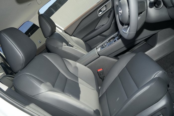 2025 Nissan X-TRAIL ST-L e-POWER