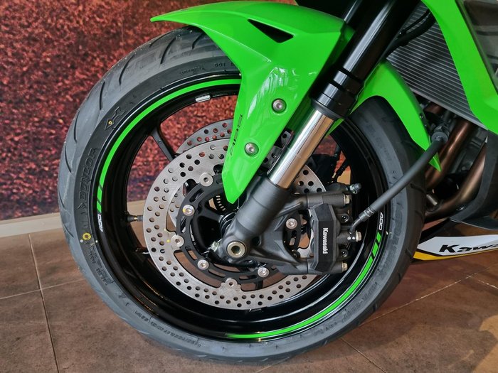 2025 Kawasaki Ninja ZX-4R Ninja Green