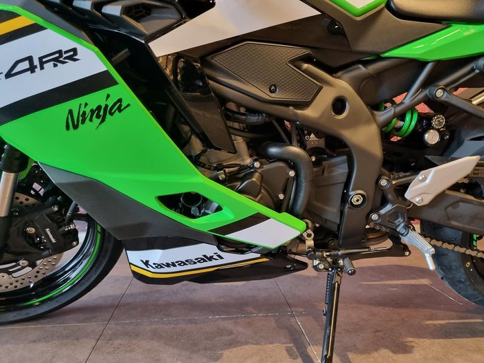 2025 Kawasaki Ninja ZX-4R Ninja Green