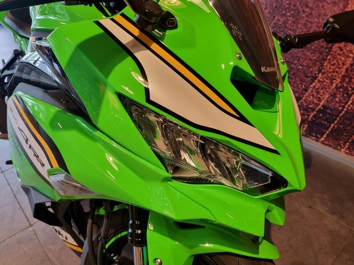 2025 Kawasaki Ninja ZX-4R Ninja Green