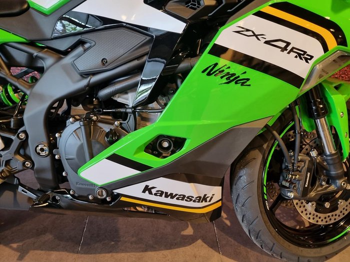 2025 Kawasaki Ninja ZX-4R Ninja Green