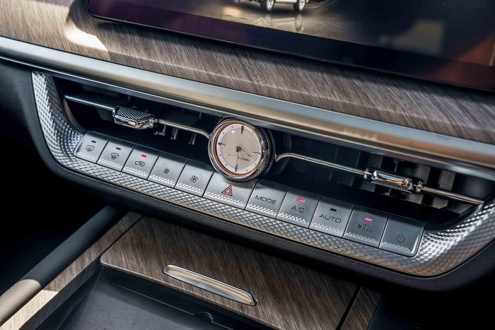 2025 GWM Tank 500 Ultra Hi4-T PHEV