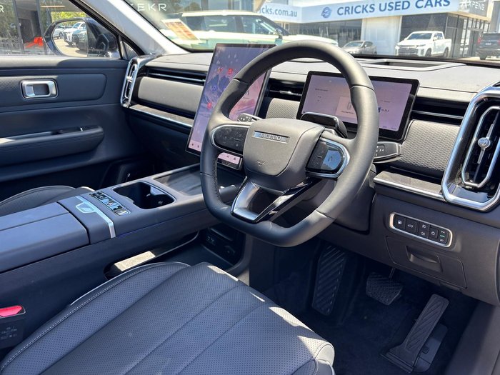 2025 Jaecoo J7 SHS Summit