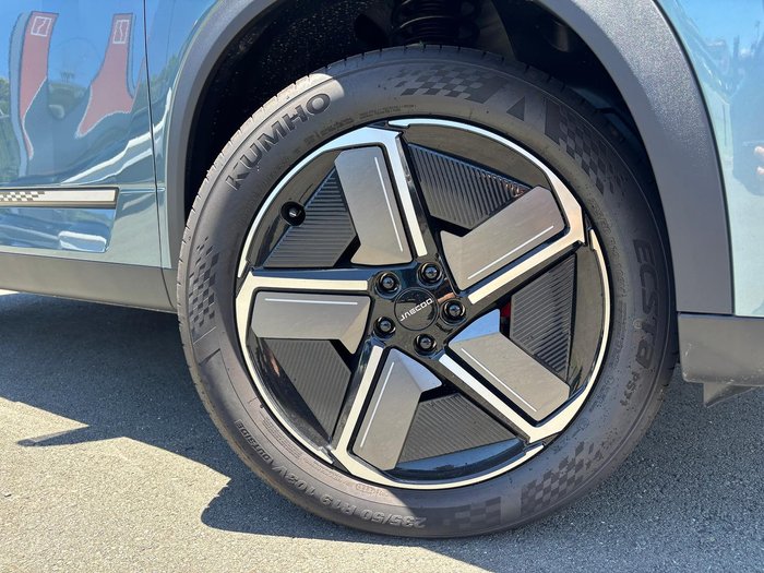 2025 Jaecoo J7 SHS Summit