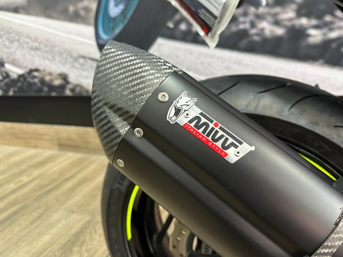 2022 Suzuki GSX-S750 BLUE