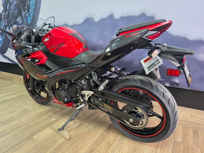 2019 Kawasaki NINJA 400