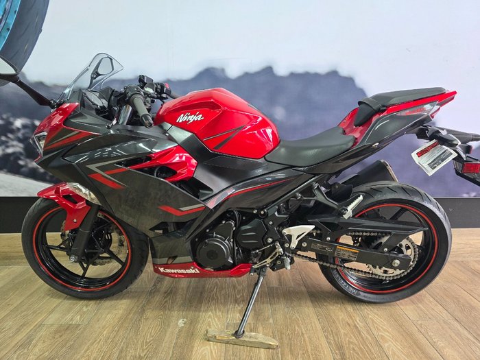 2019 Kawasaki NINJA 400