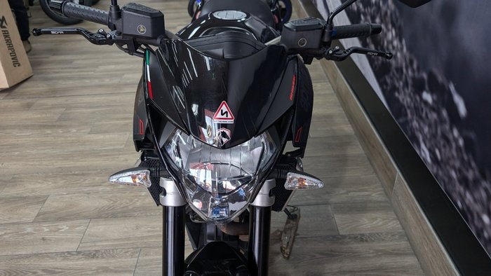 2014 APRILIA SHIVER SPORT Black