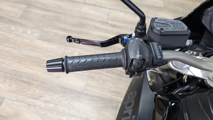 2014 APRILIA SHIVER SPORT Black