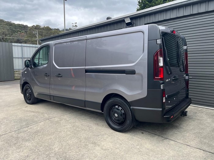 2018 Renault Trafic 103KW X82 Storm Grey