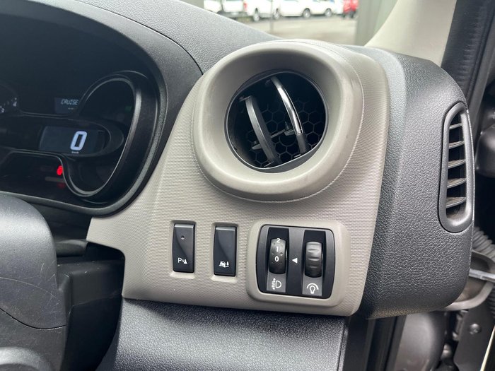 2018 Renault Trafic 103KW X82 Storm Grey