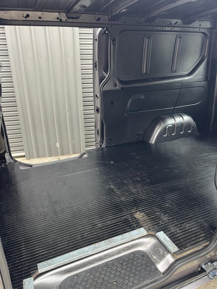 2018 Renault Trafic 103KW X82 Storm Grey