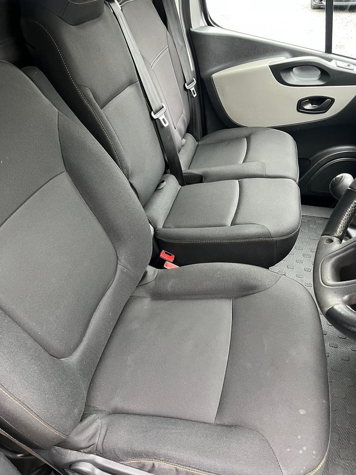 2018 Renault Trafic 103KW X82 Storm Grey