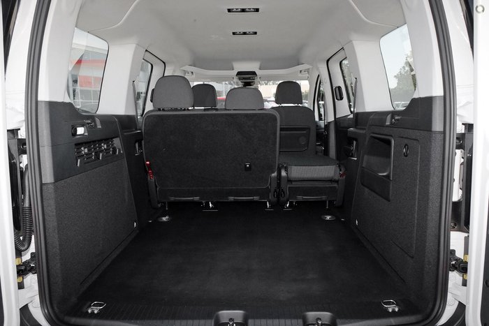 2025 Volkswagen Caddy TDI320