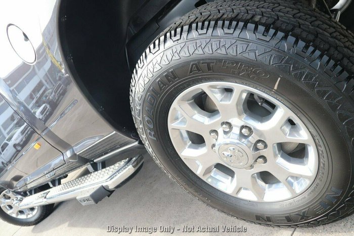 2024 RAM 2500 Laramie Rambox