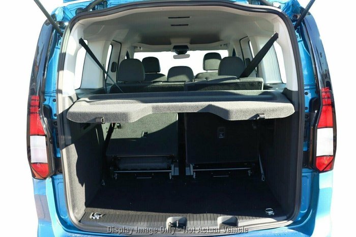 2025 Volkswagen Caddy TSI220