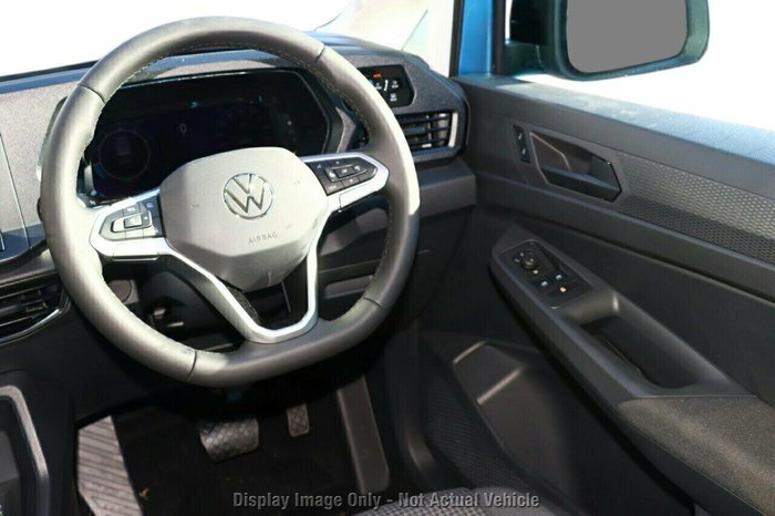 2025 Volkswagen Caddy TSI220