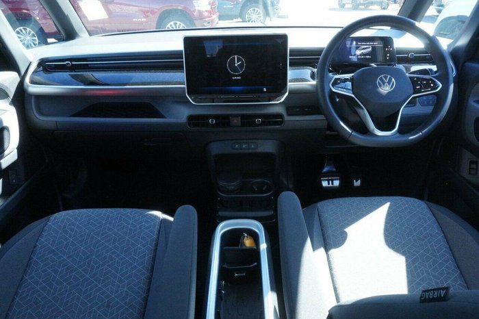 2024 Volkswagen ID. Buzz Pro BEV560