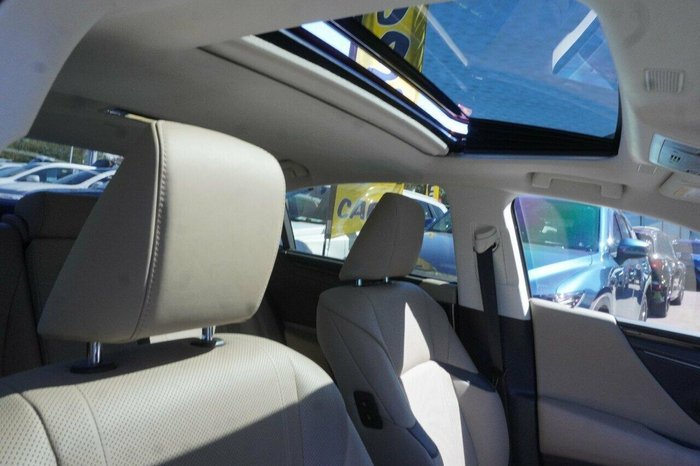 2019 Lexus ES 300h Sports Luxury