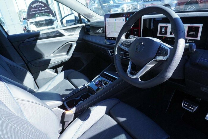 2025 Volkswagen Tiguan 195TSI R-Line