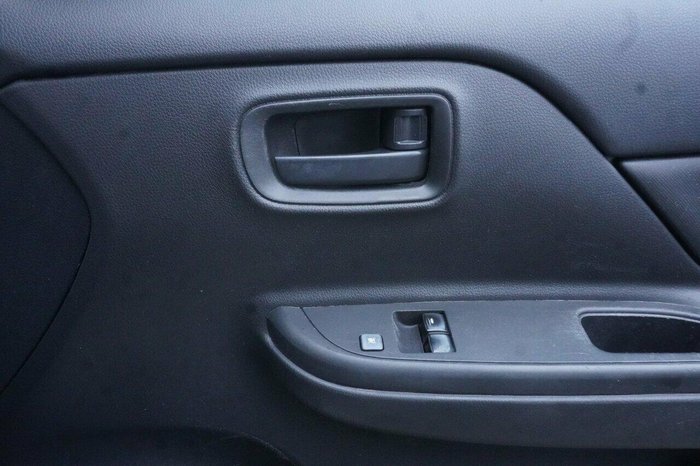 2019 Mitsubishi Triton GLX