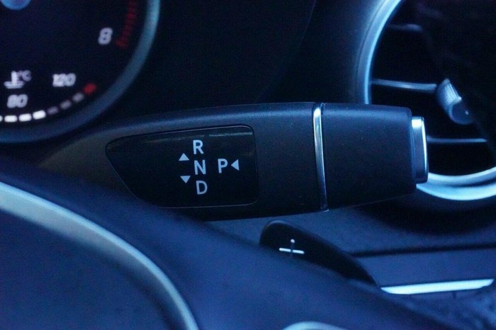 2019 Mercedes-Benz GLC-Class GLC200