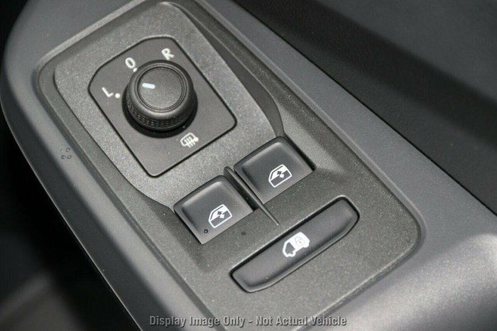 2025 Volkswagen Caddy TSI220