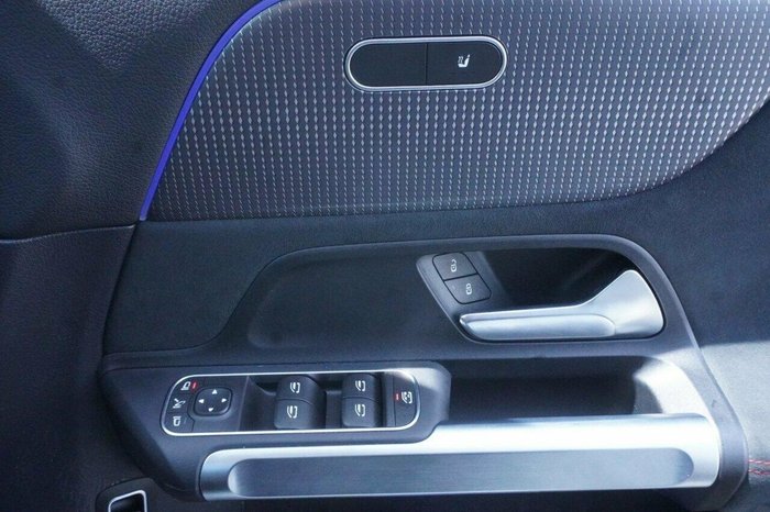 2022 Mercedes-Benz EQB 250