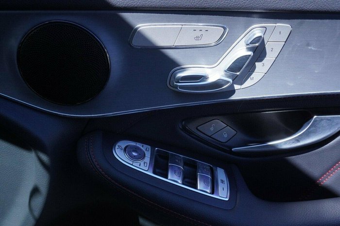 2022 Mercedes-Benz GLC-Class GLC300