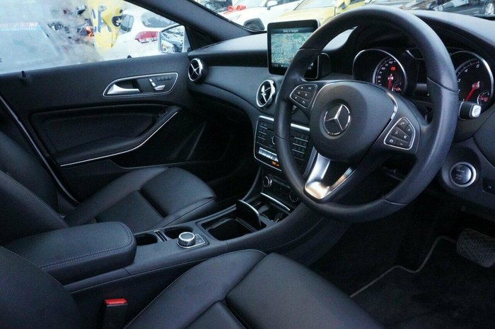 2019 Mercedes-Benz GLA-Class GLA180