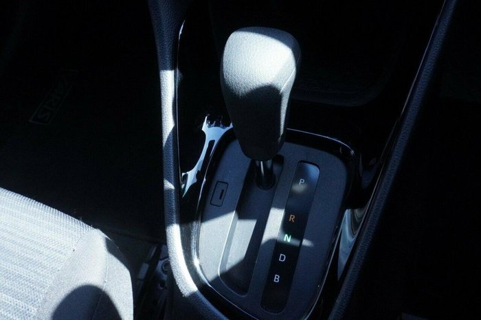 2020 Toyota Yaris Ascent Sport