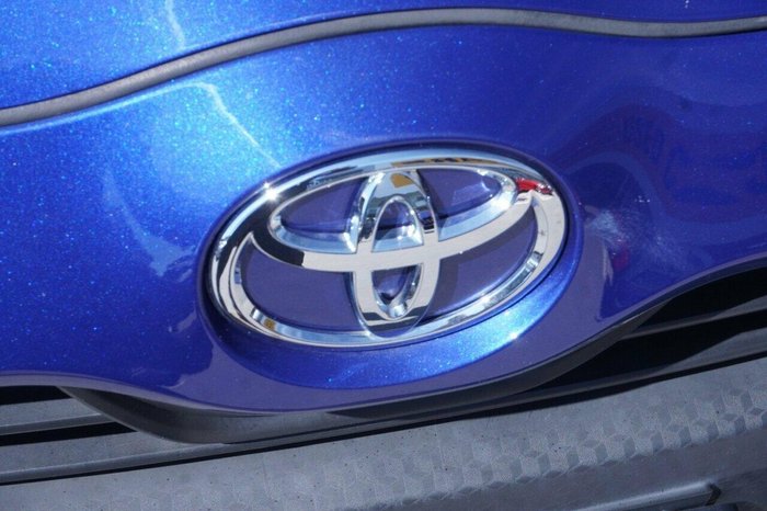 2020 Toyota Yaris Ascent Sport