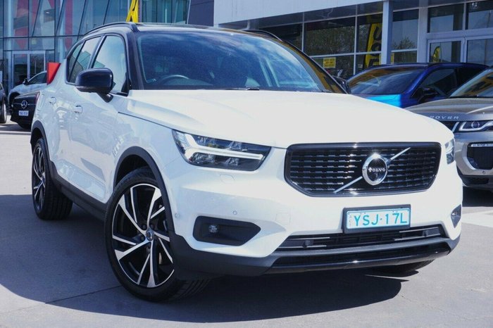 2021 Volvo XC40