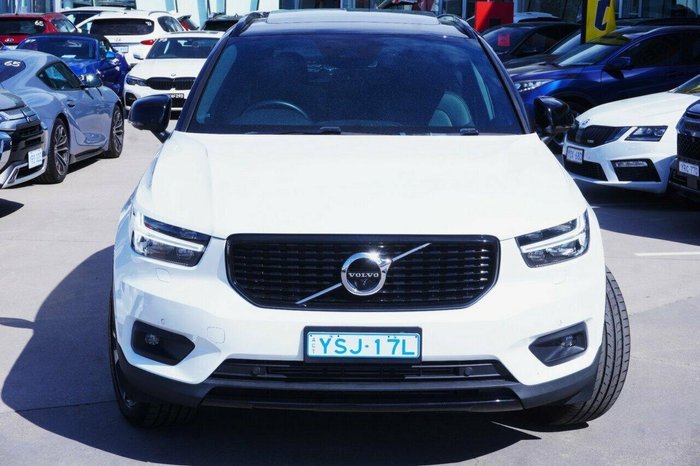 2021 Volvo XC40 T5 R-Design
