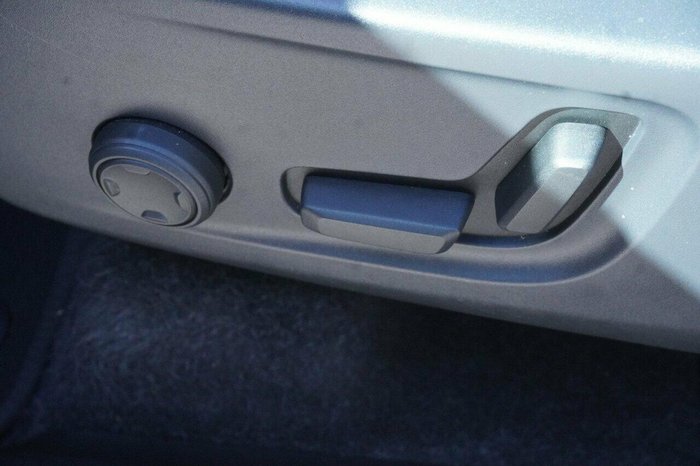 2021 Volvo XC40 T5 R-Design