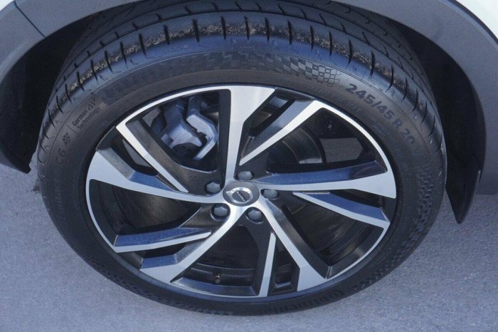 2021 Volvo XC40 T5 R-Design