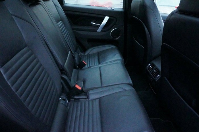 2019 Land Rover Discovery Sport P250 SE