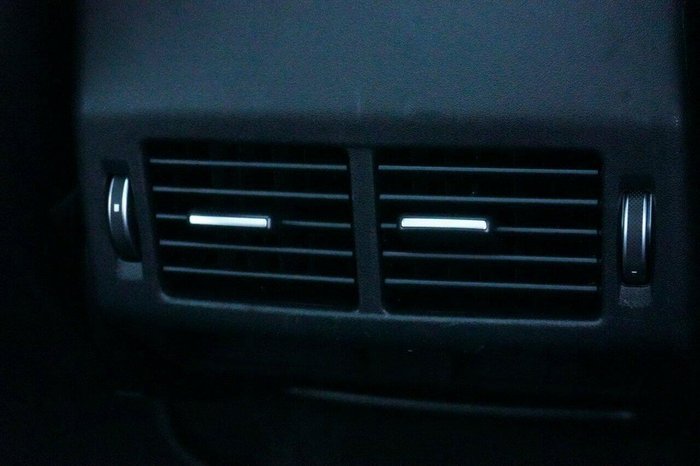 2019 Land Rover Discovery Sport P250 SE