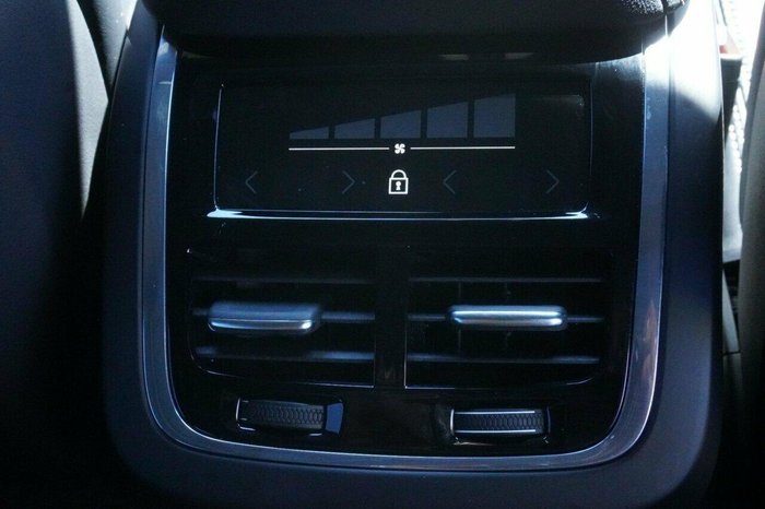 2021 Volvo XC60 B6 R-Design