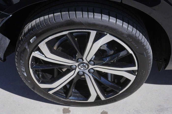 2021 Volvo XC60 B6 R-Design