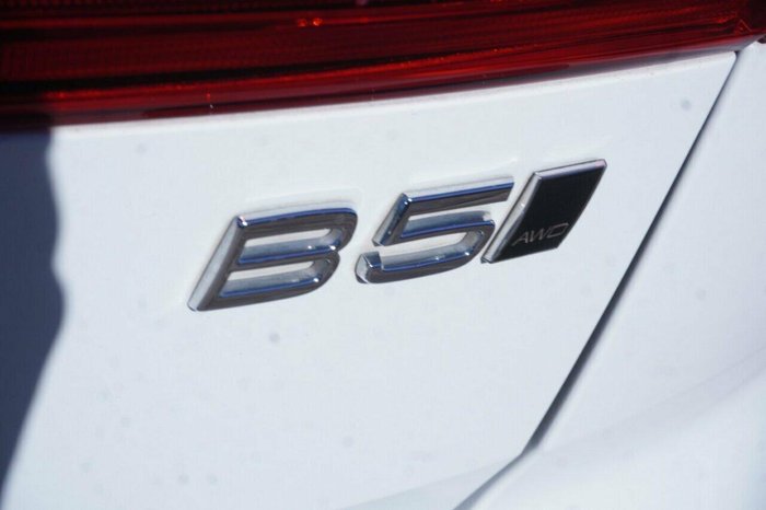 2021 Volvo XC60 B5 Momentum