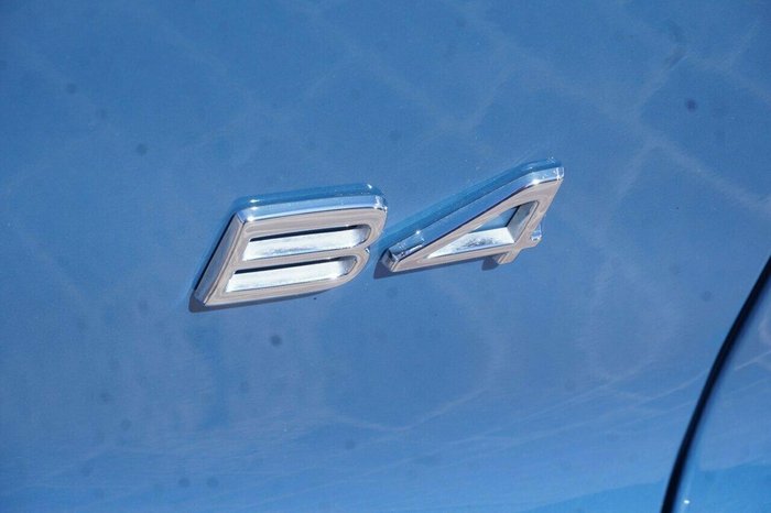 2023 Volvo XC40 Ultimate B4 Bright