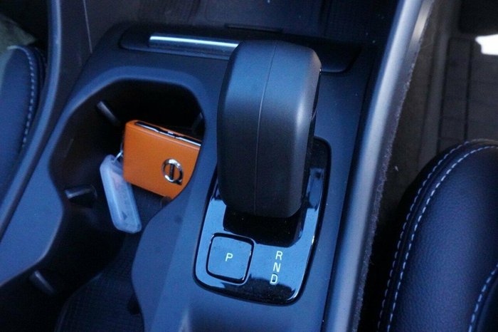 2023 Volvo XC40 Ultimate B4 Bright