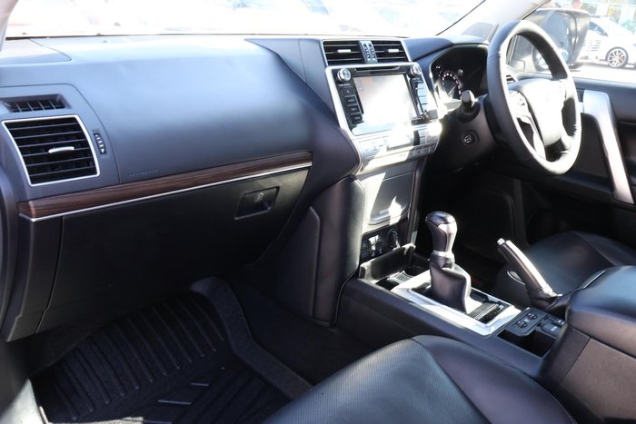 2020 Toyota Landcruiser Prado VX