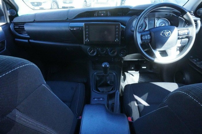 2021 Toyota Hilux SR