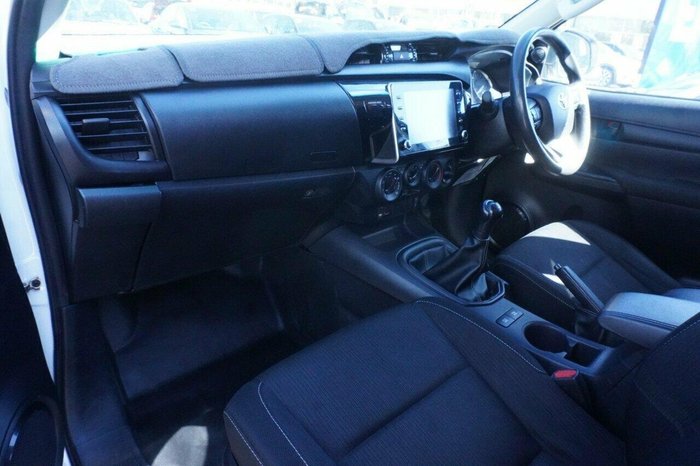 2021 Toyota Hilux SR