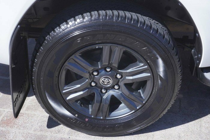 2021 Toyota Hilux SR