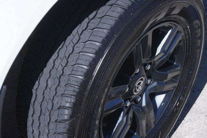 2021 Toyota Hilux SR